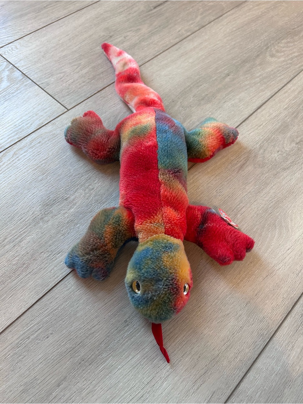 NWT TY Beanie Buddy “Lizzy”Rainbow Tie-Dye Lizard Plush Toy Animal Collectible
